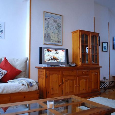 Apartamento Aticoroel Appartement Jaca Buitenkant foto