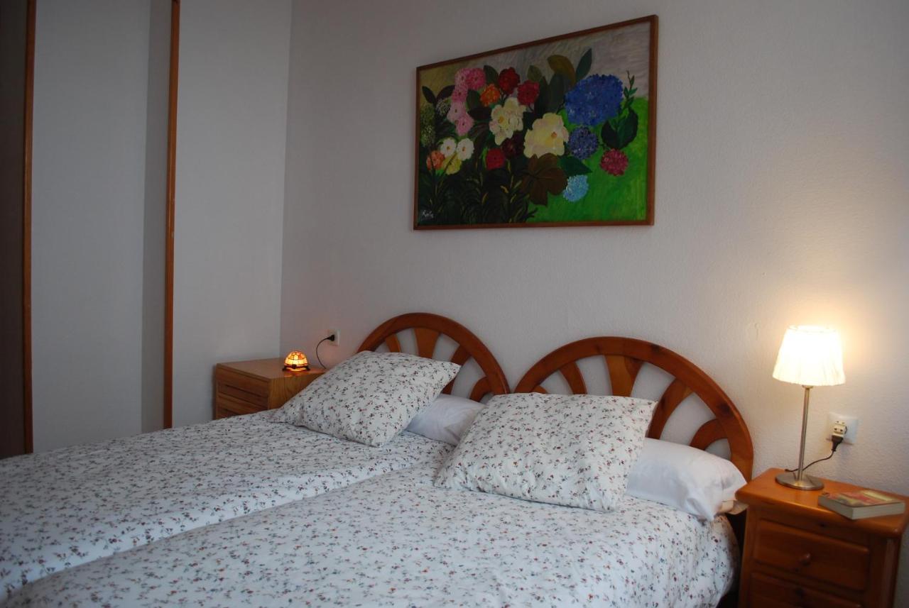 Apartamento Aticoroel Appartement Jaca Buitenkant foto